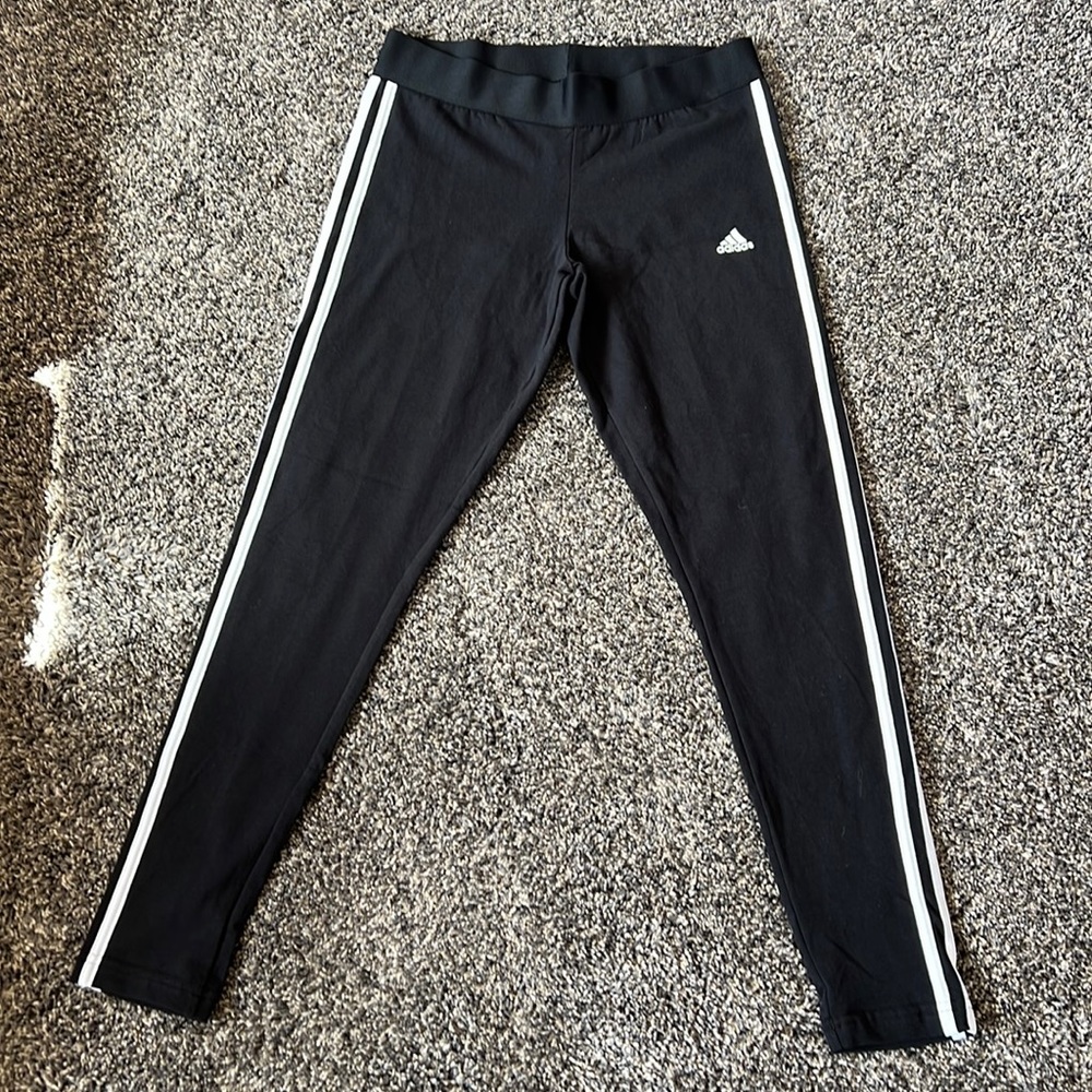 Women’s Adidas leggings.